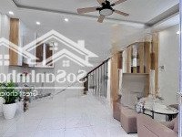 Bán Nhà 45M Phố Phúc Lợi Long Biên Ô Tô Đỗ Cổng