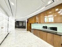 Bán Nhà Hoàng Quốc Việt, 35M, 5 Tầng Thang Máy, 7.95 Tỷ