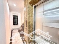Hoàng Quốc Việt - Lô Góc - Gần Phố - Thang Máy Xịn - Sổ Vuông -Diện Tích34 M2 -Mặt Tiền4 M - 6 Tầng