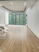 Bán Nhà Mặt Phố Kim Mã 80M2 , Phường Giảng Võ,Ba Đình