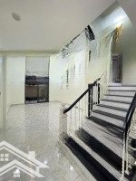 Cho Thuê Nhà Hoàng Quốc Việt, Phân Lô, Ô Tô, 70M2, 5 Tầng, Vp, Kd, Du Học, 45 Triệu