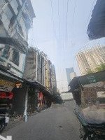 Bán Nhà Mặt Phố Phú Diễn, 3 Mặt Thoáng, Kinh Doanh Sầm Uất, Nói Không Với Quy Hoạch