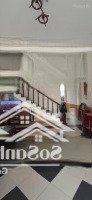 Nhà 3 Tầng Xây Kiên Cố Để Ở, Nội Thất Xịn, Sàn Lót Gỗ Thật Vừa Sang Trọng, Vừa Mát Mẻ.