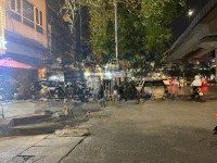Hào Nam - Cát Linh - Gần Ô Tôdiện Tích32M2Mặt Tiền6M 5T Giá Bán 6.5 Tỷ Trung Tâm, Gần Ga Cát Linh