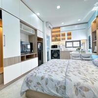 Bán Tòa CHDV Lạc Long Quân - 251m2 x 9T - Tầng hầm Thang máy - Ngõ thông oto đỗ cổng