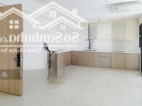 Hiếm! 2 Phòng Ngủtầng Cao View Đông Nam Thoáng Mát Có Sổ Hồng Chuyển Nhượng Giá Chỉ 10 Tỷ Bao Hết