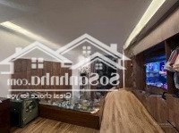 Nhà Đẹp Dân Xây Phố Yên Lãng Tt Đống Đa Ôtô Tránh Ngõ Đẹp Chủ Bán Định Cư Nước Ngoài 50M2, 5 Tầng