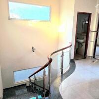 Bán Nhà 2 Lầu Ngang 7x20m trong KDC Hiệp Thành 3, Ngay Gần Công Viên
