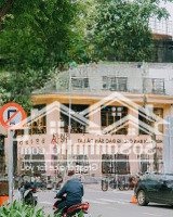 Cho Thuê Nhà Mặt Phố Trung Kính Đoạn Đẹp Nhất Diện Tích: 75M2 X 2T Mt: 10M 35 Triệu/Tháng, Vỉa Hè Rộng Rãi.