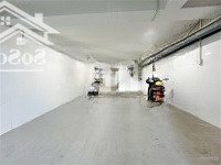 Nhà Gần Lương Định Của Hầm Để Xe Rộng, Trệt 3 Lầu Thang Máy, Các Tầng Trống Suốt Giá 35 Triệu