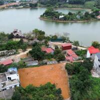 Lô đất viu hồ cách mặt nước 20m