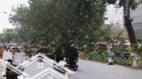 Bán Nhà Mặt Phố Kim Mã Vỉa Hè Đá Bóng Ô Tô 2 Chiều Dừng Đỗ Ngày Đêm 5 Tầng 35M2 Giá Bán 22,5 Tỷ