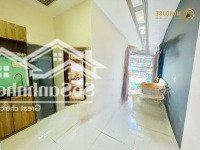Căn Hộ 1 Phòng Ngủ - Ban Công - Thang Máy - Full Nội Thất - Máy Giặt Riêng - Ngay Ngã Tư Phú Nhuận