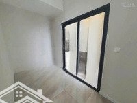 Chính Chủ Bán Căn Hộ 1Pn+ (50M2) Cắt Lỗ So Với Giá Hđmb, Tầng Thấp Tháp C4 Hồ Bơi Olympic 50 Mét