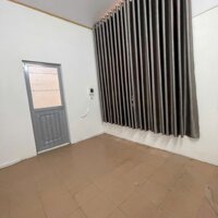 Cho thuê nhà đẹp Nguyễn khoái, Hoàng Mai, 3 tầng x 58m2, 3 PN, 10.5 triệu ô tô 16 chỗ vào