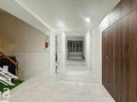 Cho Thuê Mặt Tiền Nguyễn Cơ Thạch, 7.1M X 24M, 5 Tầng, 690M2, Hoàn Thiện Đẹp, Thang Máy, Máy Lạnh.