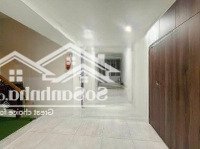Cho Thuê Mặt Tiền Nguyễn Cơ Thạch, 7.1M X 24M, 5 Tầng, 690M2, Hoàn Thiện Đẹp, Thang Máy, Máy Lạnh.