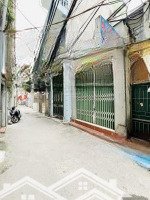 Bán Đất Tặng Nhà - Mặt Phố Mỹ Đình - Ngõ Rộng - Ô Tô Vào Nhà - Kinh Doanh - Sầm Uất.