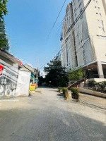 Bán Đất Đẹp Gần Chung Cư Thạnh Lộc Chợ Cầu Đông, Khu Phân Lô Đồng Bộ Có Vỉa Hè Đường 8M Giáp Gò Vấp