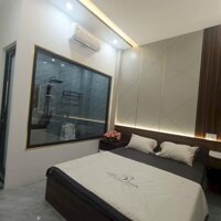 Cc cần bán nhà 3 tầng kiệt oto NGUYỄN CHÁNH, HOÀ MINH, giá sập sàn chỉ hơn 4 tỷ.