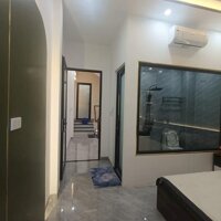 Cc cần bán nhà 3 tầng kiệt oto NGUYỄN CHÁNH, HOÀ MINH, giá sập sàn chỉ hơn 4 tỷ.