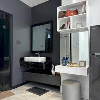 Trống Lại Căn Studio 40m² Sang Xịn Mịn Bồn Tắm Chill View Thành Phố Gần Sân Bay TSN Tân Bình