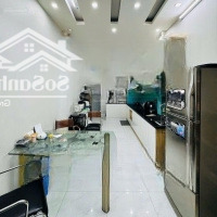 10.88 Tỷ,Diện Tích45M2, 5 Tầng, 4 Ngủ Rộng, Mặt Ngõ 102 Âu Cơ, Tây Hồ, Cách 30M Ra Đường Ô Tô Tránh