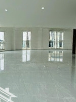 Cho Thuê Văn Phòng Vạn Phúc City Tầng Trệt Hoặc Tầng 1-2-3 (5X20M, 7X20M, 9X20M) Từ 10 Triệu/Tháng