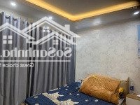 Bán Nhà 40Mx5T Cầu Diễn, Dân Xây Chắc Chắn, Thoáng Sáng, Full Nội Thất, Chỉ 6.6 Tỷ!