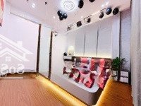 Có 1.0.2! Tt Bộ Tài Chính - Đống Đa - Lô Góc 100M , 3 Ngủ, 2 Vệ Sinh- Full Nội Thất Đẹp Ở Luôn