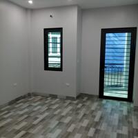 Cho thuê nhà 3 tầng Phú Viên, Bồ Đề, Long Biên. 40m. Giá: 10 triệu/tháng. Lh: 0967873362