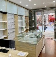 Cho Thuê 2 Tầng Nhà Mặt Phố Trương Định Thang Máy Xịn, Mặt Tiền Khủng 90M X 2, Giá Chỉ 60 Triệu
