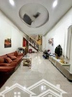 Giảm Mạnh 2 Tỷ! Nhà Đẹp Ở Ngay - Diện Tích: 77M2 Huỳnh Văn Bánh, Phú Nhuận - 3 Tầng. Chỉ 11.5 Tỷ