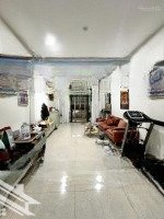 Giảm Mạnh 2 Tỷ! Nhà Đẹp Ở Ngay - Diện Tích: 77M2 Huỳnh Văn Bánh, Phú Nhuận - 3 Tầng. Chỉ 11.5 Tỷ