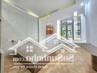 [Hiếm] Dân Xây Cực Đẹp - Diện Tích 50M -4 Tầng - 4 Ngủ Ngay Gần Cầu Chương Dương, Long Biên