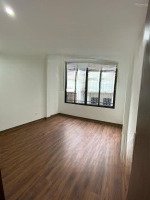 Bán Nhà Nhân Chính, Diện Tích Rộng, Vài Bước Chân Ra Phố Lớn, 20M Ô Tô Dừng Đỗ, Tiện Ích Đủ Đầy.