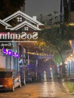 Hoàng Quốc Việt, Nhà Phân Lô Cần Bán,Diện Tích75M2, 2 Ngõ, 16 Chỗ Đỗ Cửa, Chỉ 17,8 Tỷ.