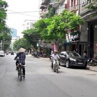 Chính chủ cần Bán lô Đất vị trí đẹp khu vực Kinh Doanh tốt với nhiều mặt hàng kinh doanh tại 21 Lê Văn Lương Thanh Xuân DT 85 m2 , mặt tiền 6 m, sđcc giá 45 tỷ. Có bớt thêm cho anh chị có nhu cầu thiện trí mua inbox ...