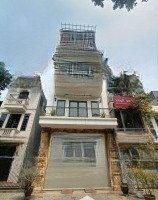 Cần Bán Gấp Nhà Phố Trạm,Cổ Linh,Long Biên, Lô Góc, Gara Otô,Diện Tích52M2 ,6 Tầng,Mặt Tiền4M. Giá Chỉ 12 Tỷ