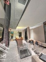 Cần Bán Gấp Nhà Phố Trạm,Cổ Linh,Long Biên, Lô Góc, Gara Otô,Diện Tích52M2 ,6 Tầng,Mặt Tiền4M. Giá Chỉ 12 Tỷ