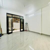 Bán nhà Phố Thái Hà, Sổ Vuông Vắn, Hai Mặt Thoáng, 40mx4T, Giá: 7.5 Tỷ, Lh: 0396935190.