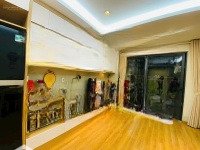 Căn Hộ Chung Cư Ngay Sát Phố Cổ - Ban Công Đông Nam Mát Mẻ - Tiện Ích Bạt Ngàn