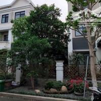 Cần bán 9 nhà biệt thự khu K1 -k7 và khu C1 - C2 -C3 và khu P mới xây đô thị Ciputra và Vườn Đào- Tây Hồ. diện tích 300 m2 giá 350 triệu