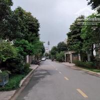 Cần bán 9 nhà biệt thự khu K1 -k7 và khu C1 - C2 -C3 và khu P mới xây đô thị Ciputra và Vườn Đào- Tây Hồ. diện tích 300 m2 giá 350 triệu