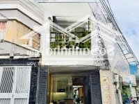 Phú Nhuận Chỉ 5 Tỷ 680 Triệu Bớt Lộc, Xe Hơi Ngủ Trong Nhà. Liên Hệ 0906435138 Xem Nhà Chốt Ngay