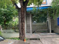 Bán Nhà Góc Công Viên Hưng Gia 3 Phú Mỹ Hưng 9X18.5M, 3.5 Lầu Giá Bán 66 Tỷ