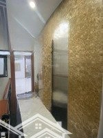 Cần Cho Thuê Nhàmặt Tiền137A Nguyễn Văn Đậu P.5 Q. Bình Thạnh Gần Khúc Trần Bình Trọng (Có Thang Máy)