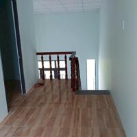 Bán Nhà mới xây cách chợ Long Hải khoảng 500m , đường xe hơi,sát đường 36m Giá 1ty550 thích hợp ĐT