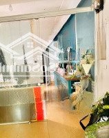 Cho Thuê Mặt Bằng 95M² Lô Góc, 2 Mặt Tiền, Phố Nguyễn Sơn Hà
