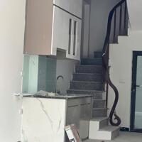 SIÊU PHẨM ĐẤT ĐẸP – XÂY NHÀ 5 TẦNG MỚI TINH – HAI MẶT THOÁNG – ĐƯỜNG NHỰA Ô TÔ TRÁNH